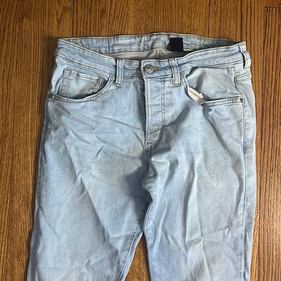 H&M Men’s Light Blue Skinny Low Waist Jeans Size 33/32 - Picture 3 of 7